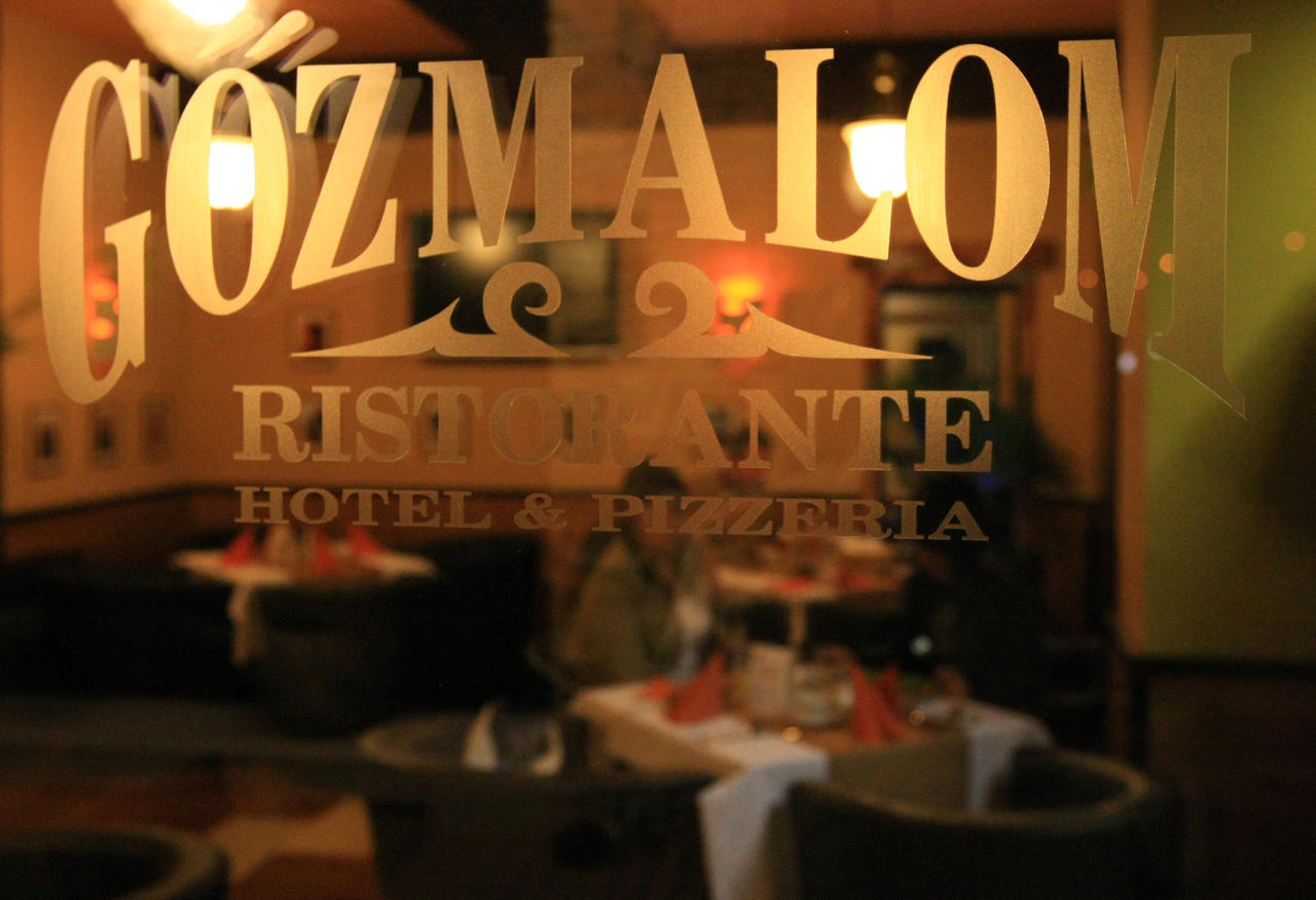 Gozmalom Etterem Es Panzio Bed & Breakfast Kormend Exterior photo